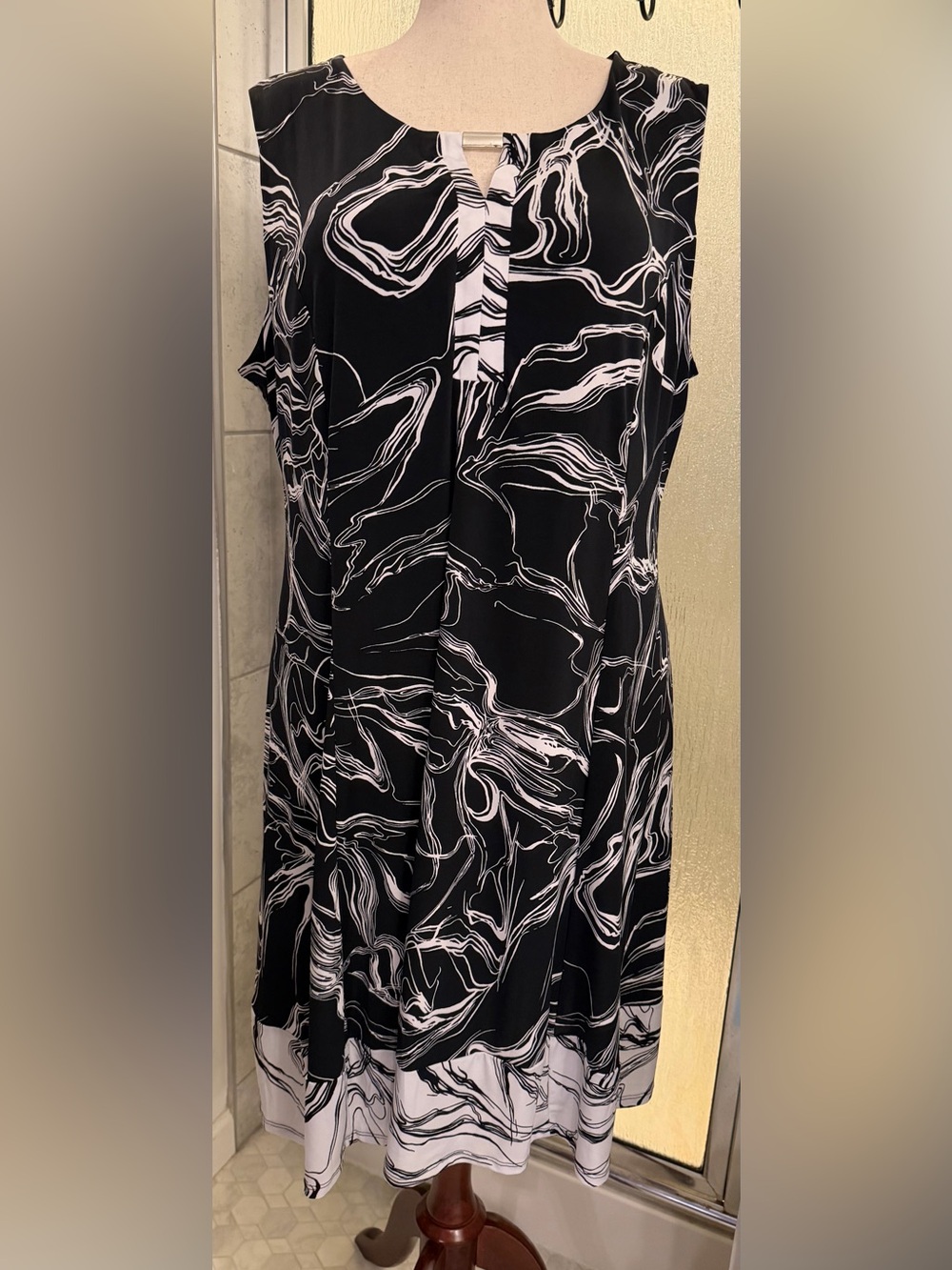 NWT JM Collection Black White Abstract Print Sleeveless Dress 3X $35